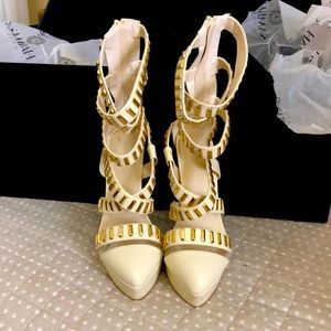 🌹REDUCED🌹 WWWWOW! Shoes…